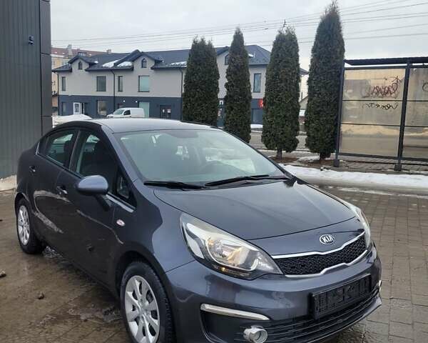 Сірий Кіа Ріо, об'ємом двигуна 1.4 л та пробігом 190 тис. км за 7750 $, фото 3 на Automoto.ua