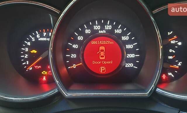 Серый Киа Рио, объемом двигателя 1.4 л и пробегом 145 тыс. км за 10400 $, фото 2 на Automoto.ua
