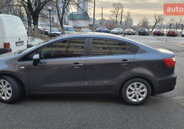 Сірий Кіа Ріо, об'ємом двигуна 1.4 л та пробігом 114 тис. км за 8950 $, фото 5 на Automoto.ua