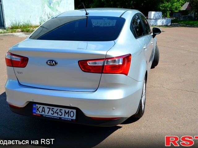 Сірий Кіа Ріо, об'ємом двигуна 1.4 л та пробігом 104 тис. км за 9000 $, фото 10 на Automoto.ua