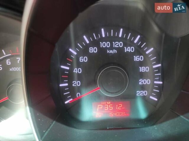 Сірий Кіа Ріо, об'ємом двигуна 1.4 л та пробігом 154 тис. км за 8500 $, фото 13 на Automoto.ua