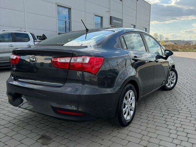 Серый Киа Рио, объемом двигателя 1.4 л и пробегом 190 тыс. км за 7350 $, фото 12 на Automoto.ua