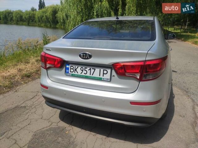 Сірий Кіа Ріо, об'ємом двигуна 1.4 л та пробігом 154 тис. км за 8500 $, фото 6 на Automoto.ua