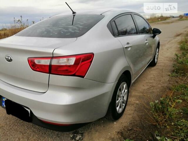 Серый Киа Рио, объемом двигателя 1.4 л и пробегом 138 тыс. км за 10500 $, фото 2 на Automoto.ua
