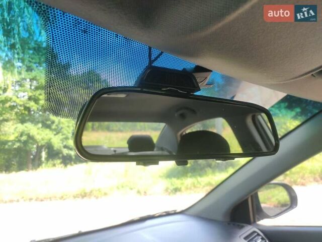 Сірий Кіа Ріо, об'ємом двигуна 1.4 л та пробігом 154 тис. км за 8500 $, фото 14 на Automoto.ua