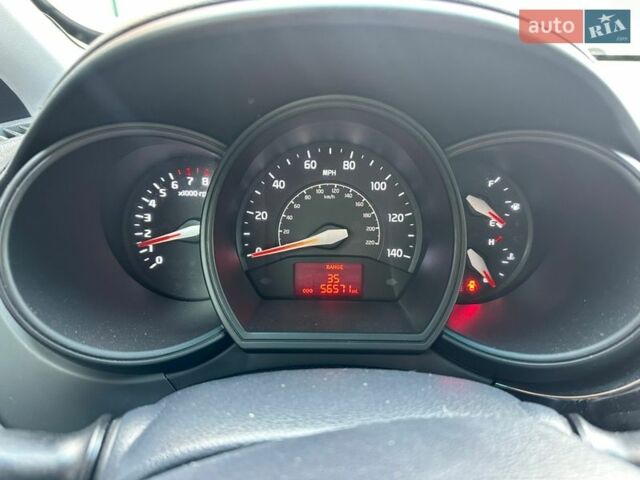 Серый Киа Рио, объемом двигателя 1.6 л и пробегом 90 тыс. км за 8300 $, фото 8 на Automoto.ua