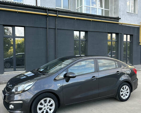 Серый Киа Рио, объемом двигателя 1.4 л и пробегом 165 тыс. км за 7800 $, фото 4 на Automoto.ua
