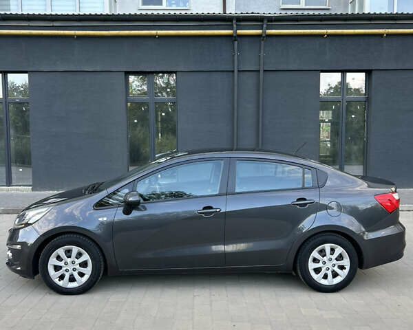 Серый Киа Рио, объемом двигателя 1.4 л и пробегом 165 тыс. км за 7800 $, фото 6 на Automoto.ua