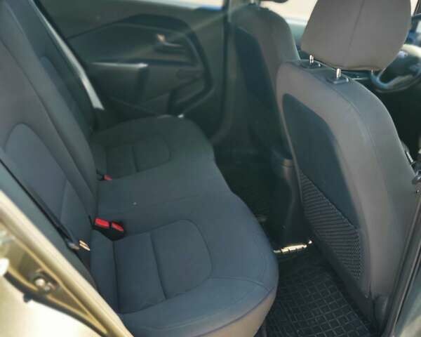Серый Киа Рио, объемом двигателя 1.4 л и пробегом 72 тыс. км за 9800 $, фото 5 на Automoto.ua