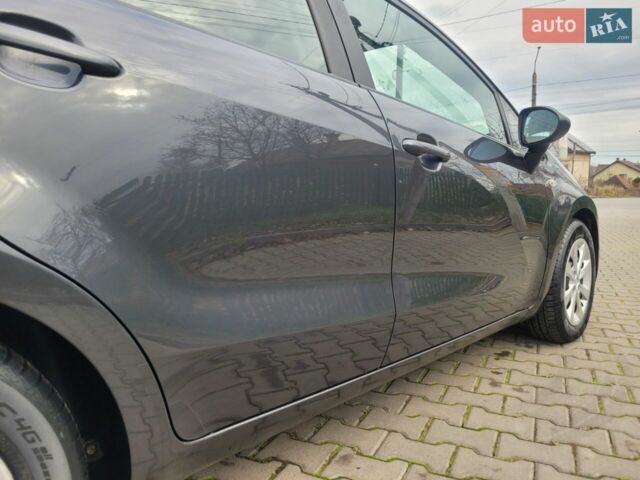 Серый Киа Рио, объемом двигателя 1.4 л и пробегом 190 тыс. км за 7350 $, фото 9 на Automoto.ua