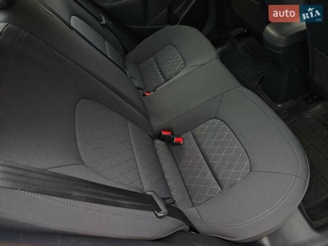 Серый Киа Рио, объемом двигателя 1.4 л и пробегом 14 тыс. км за 13900 $, фото 52 на Automoto.ua
