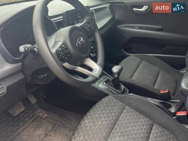 Серый Киа Рио, объемом двигателя 1.59 л и пробегом 81 тыс. км за 10000 $, фото 37 на Automoto.ua