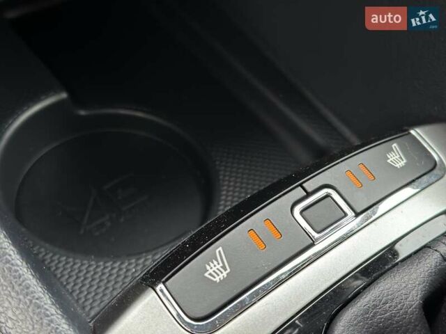 Сірий Кіа Ріо, об'ємом двигуна 1.4 л та пробігом 14 тис. км за 12990 $, фото 34 на Automoto.ua