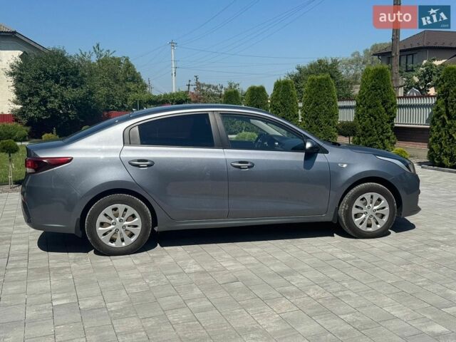 Серый Киа Рио, объемом двигателя 1.37 л и пробегом 122 тыс. км за 9200 $, фото 2 на Automoto.ua