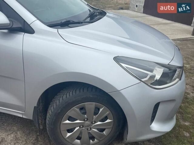 Серый Киа Рио, объемом двигателя 1.59 л и пробегом 81 тыс. км за 10000 $, фото 12 на Automoto.ua