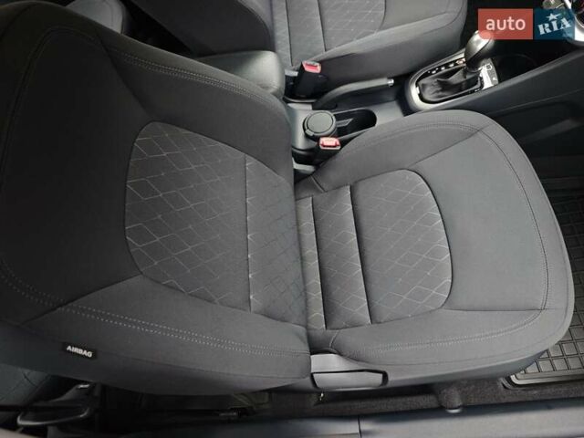 Серый Киа Рио, объемом двигателя 1.4 л и пробегом 14 тыс. км за 13900 $, фото 51 на Automoto.ua