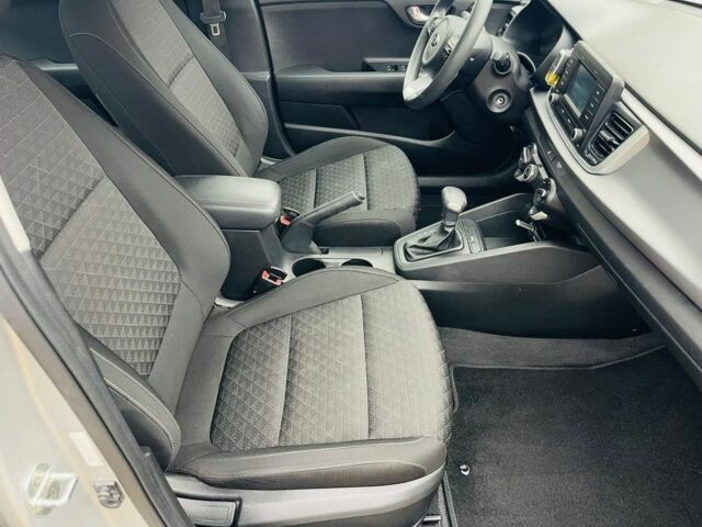 Сірий Кіа Ріо, об'ємом двигуна 1.6 л та пробігом 60 тис. км за 12000 $, фото 1 на Automoto.ua