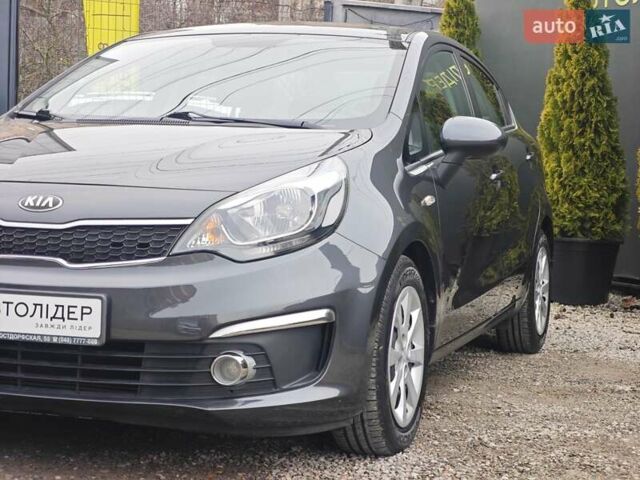 Серый Киа Рио, объемом двигателя 1.4 л и пробегом 14 тыс. км за 13900 $, фото 9 на Automoto.ua