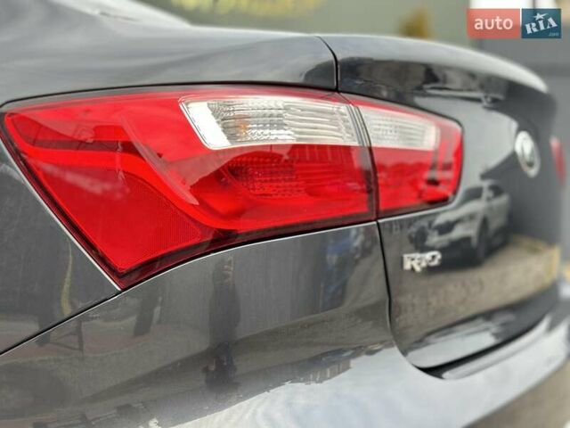 Сірий Кіа Ріо, об'ємом двигуна 1.4 л та пробігом 14 тис. км за 12990 $, фото 16 на Automoto.ua
