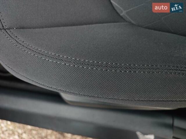 Серый Киа Рио, объемом двигателя 1.4 л и пробегом 14 тыс. км за 13900 $, фото 49 на Automoto.ua