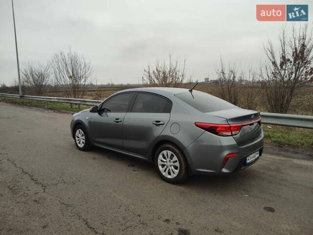 Серый Киа Рио, объемом двигателя 1.59 л и пробегом 140 тыс. км за 9900 $, фото 5 на Automoto.ua