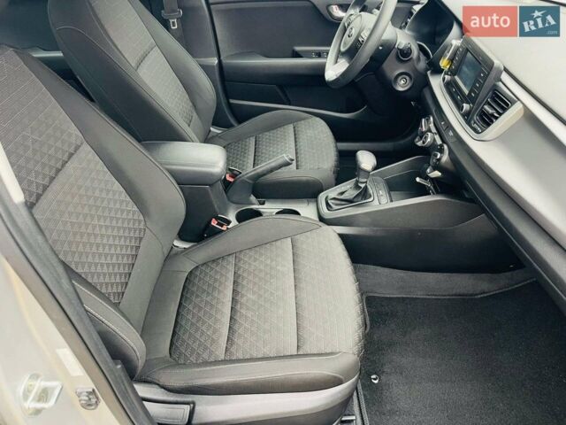 Серый Киа Рио, объемом двигателя 1.59 л и пробегом 70 тыс. км за 11150 $, фото 6 на Automoto.ua