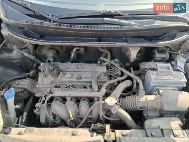 Серый Киа Рио, объемом двигателя 1.25 л и пробегом 109 тыс. км за 8500 $, фото 10 на Automoto.ua