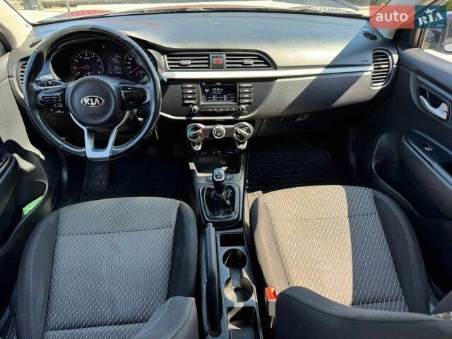 Серый Киа Рио, объемом двигателя 1.37 л и пробегом 122 тыс. км за 9200 $, фото 9 на Automoto.ua