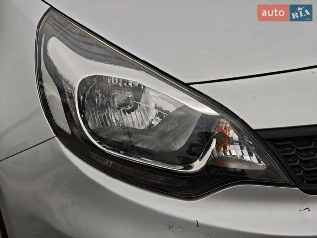 Серый Киа Рио, объемом двигателя 1.2 л и пробегом 83 тыс. км за 8390 $, фото 3 на Automoto.ua