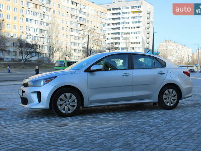 Серый Киа Рио, объемом двигателя 1.6 л и пробегом 115 тыс. км за 11000 $, фото 1 на Automoto.ua