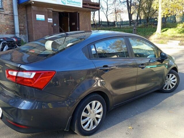 Серый Киа Рио, объемом двигателя 1.37 л и пробегом 185 тыс. км за 8900 $, фото 1 на Automoto.ua