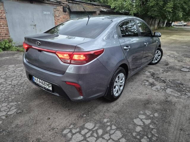 Сірий Кіа Ріо, об'ємом двигуна 1.6 л та пробігом 140 тис. км за 11850 $, фото 4 на Automoto.ua