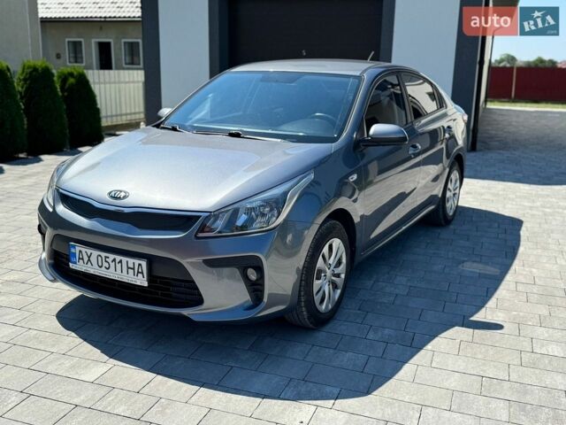 Серый Киа Рио, объемом двигателя 1.37 л и пробегом 122 тыс. км за 9200 $, фото 1 на Automoto.ua