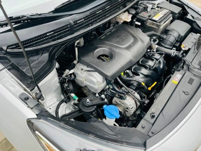 Сірий Кіа Ріо, об'ємом двигуна 1.6 л та пробігом 60 тис. км за 12000 $, фото 2 на Automoto.ua