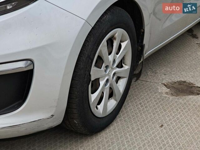 Серый Киа Рио, объемом двигателя 1.2 л и пробегом 83 тыс. км за 8390 $, фото 5 на Automoto.ua