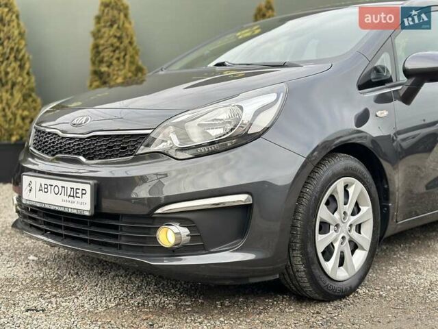Сірий Кіа Ріо, об'ємом двигуна 1.4 л та пробігом 14 тис. км за 12990 $, фото 8 на Automoto.ua