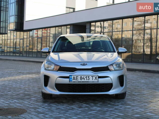 Серый Киа Рио, объемом двигателя 1.6 л и пробегом 115 тыс. км за 11000 $, фото 3 на Automoto.ua