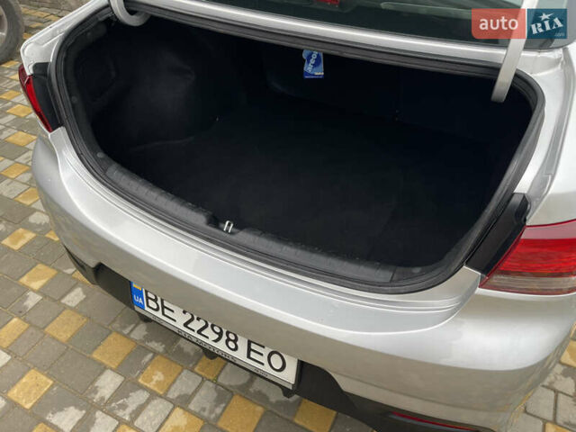 Серый Киа Рио, объемом двигателя 1.59 л и пробегом 68 тыс. км за 11900 $, фото 15 на Automoto.ua