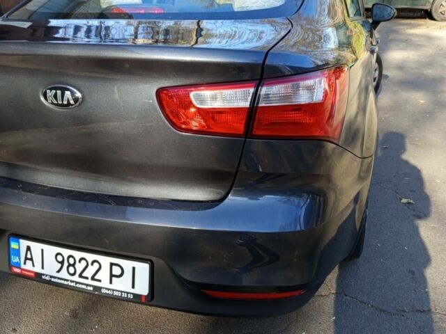 Сірий Кіа Ріо, об'ємом двигуна 1.37 л та пробігом 185 тис. км за 10800 $, фото 2 на Automoto.ua