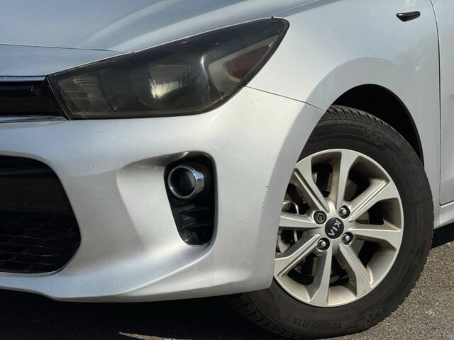 Серый Киа Рио, объемом двигателя 1.6 л и пробегом 180 тыс. км за 10537 $, фото 5 на Automoto.ua