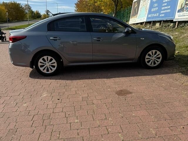 Серый Киа Рио, объемом двигателя 1.59 л и пробегом 75 тыс. км за 14500 $, фото 5 на Automoto.ua