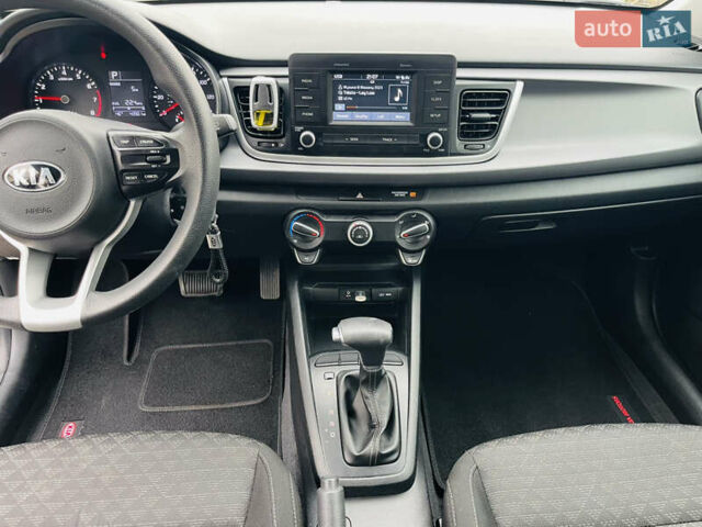 Серый Киа Рио, объемом двигателя 1.59 л и пробегом 68 тыс. км за 11900 $, фото 16 на Automoto.ua