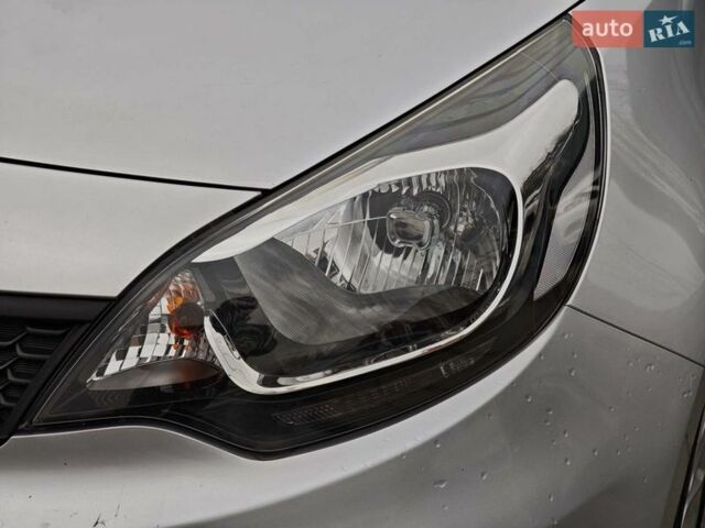 Серый Киа Рио, объемом двигателя 1.2 л и пробегом 83 тыс. км за 8390 $, фото 4 на Automoto.ua