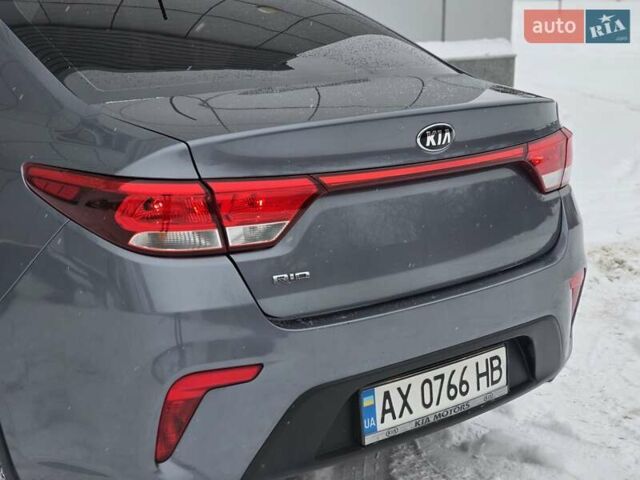 Серый Киа Рио, объемом двигателя 1.59 л и пробегом 91 тыс. км за 11900 $, фото 15 на Automoto.ua