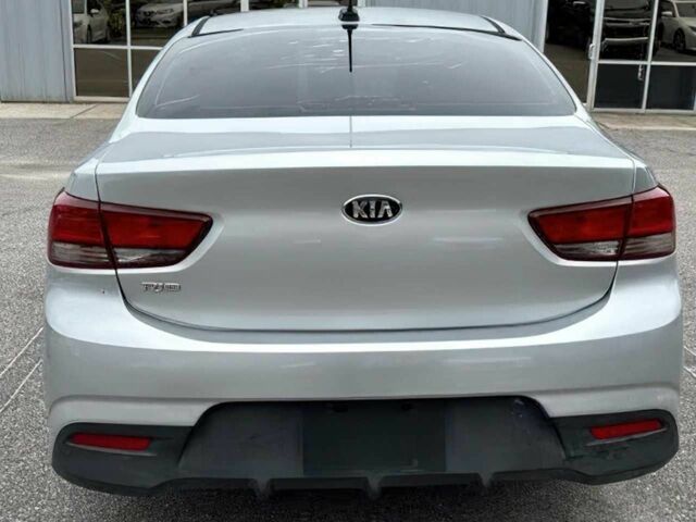 Серый Киа Рио, объемом двигателя 1.6 л и пробегом 47 тыс. км за 6500 $, фото 3 на Automoto.ua