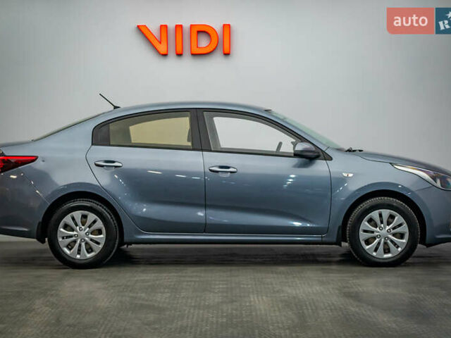 Серый Киа Рио, объемом двигателя 1.4 л и пробегом 71 тыс. км за 13202 $, фото 3 на Automoto.ua