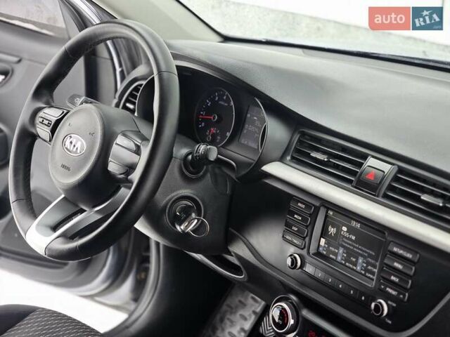 Серый Киа Рио, объемом двигателя 1.59 л и пробегом 91 тыс. км за 11900 $, фото 31 на Automoto.ua