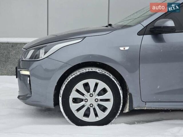 Серый Киа Рио, объемом двигателя 1.59 л и пробегом 91 тыс. км за 11900 $, фото 9 на Automoto.ua