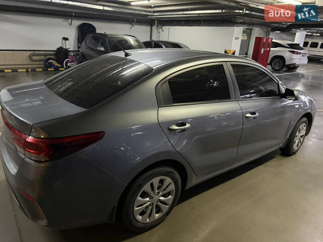 Серый Киа Рио, объемом двигателя 1.37 л и пробегом 107 тыс. км за 11300 $, фото 2 на Automoto.ua