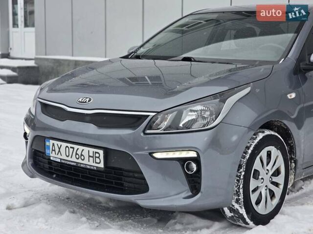 Серый Киа Рио, объемом двигателя 1.59 л и пробегом 91 тыс. км за 11900 $, фото 13 на Automoto.ua
